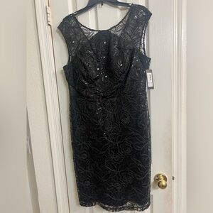 NWT Ignite Evenings women’s Black Lace sequin Sheath party Dress size 10